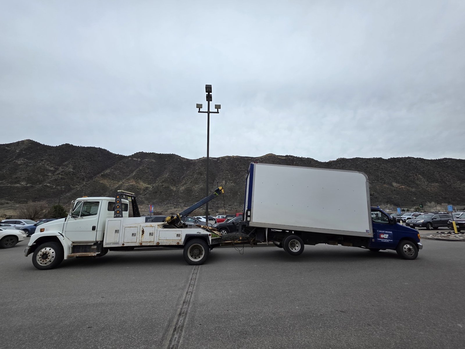 Marquez towing flatbed